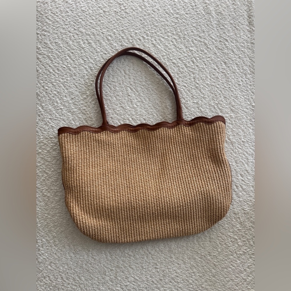 REFORMATION Isabella Tote - Picture 5 of 9